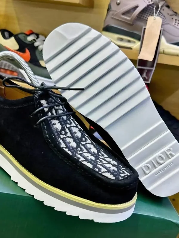 Clarks additional