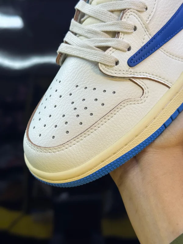 Travis Scott ❌Fragment ❌ Nike Air Jordan 1       “ MILLITARY BLUE ” additional