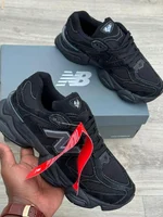 New Balance 9060 – Triple Black